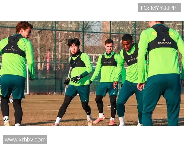 国安拉莫斯加盟引发热议球迷期待新赛季精彩表现与战术变革