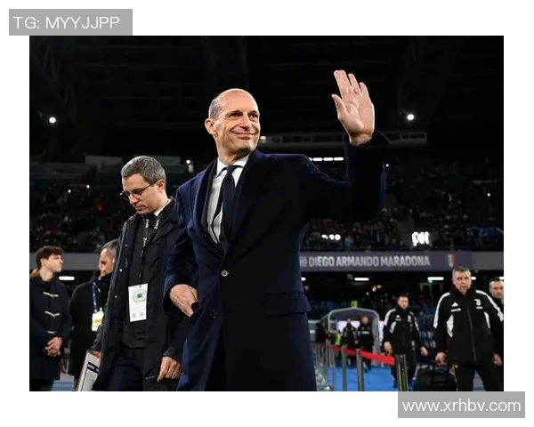 意甲球队AC米兰宣布签下巴黎圣日耳曼前锋,引发球迷热议 意甲球队AC米兰宣布签下巴黎圣日耳曼前锋,引发球迷热议